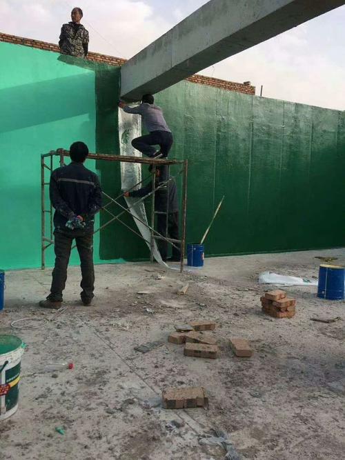 咸宁针对老旧车间地面普遍存在的起砂、裂缝问题